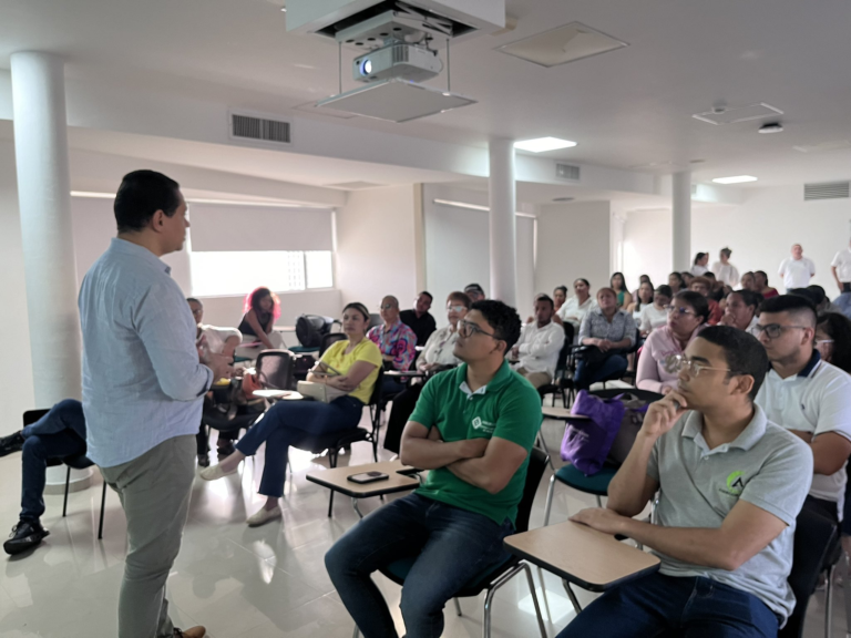 Socialización de la estrategia KiT Digital para MiPymes